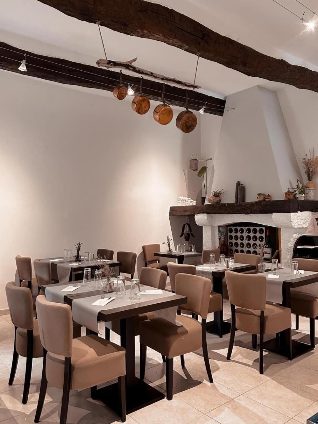 Du Bourguet Hotel Brenon
